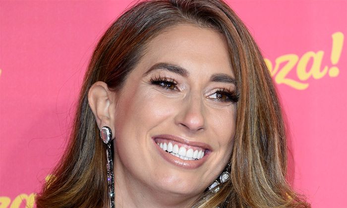 Stacey Solomon makes hilariously candid confession whilst suffering relatable wardrobe mishap