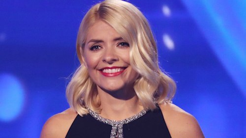 Holly Willoughby's red and black ombre skirt just got everyone talking