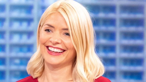 Holly Willoughby's denim dress is something every women needs in their wardrobe