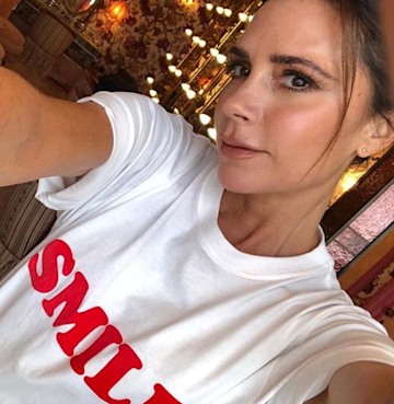 Victoria Beckham's hilarious NEW slogan T-shirt will make you giggle ...
