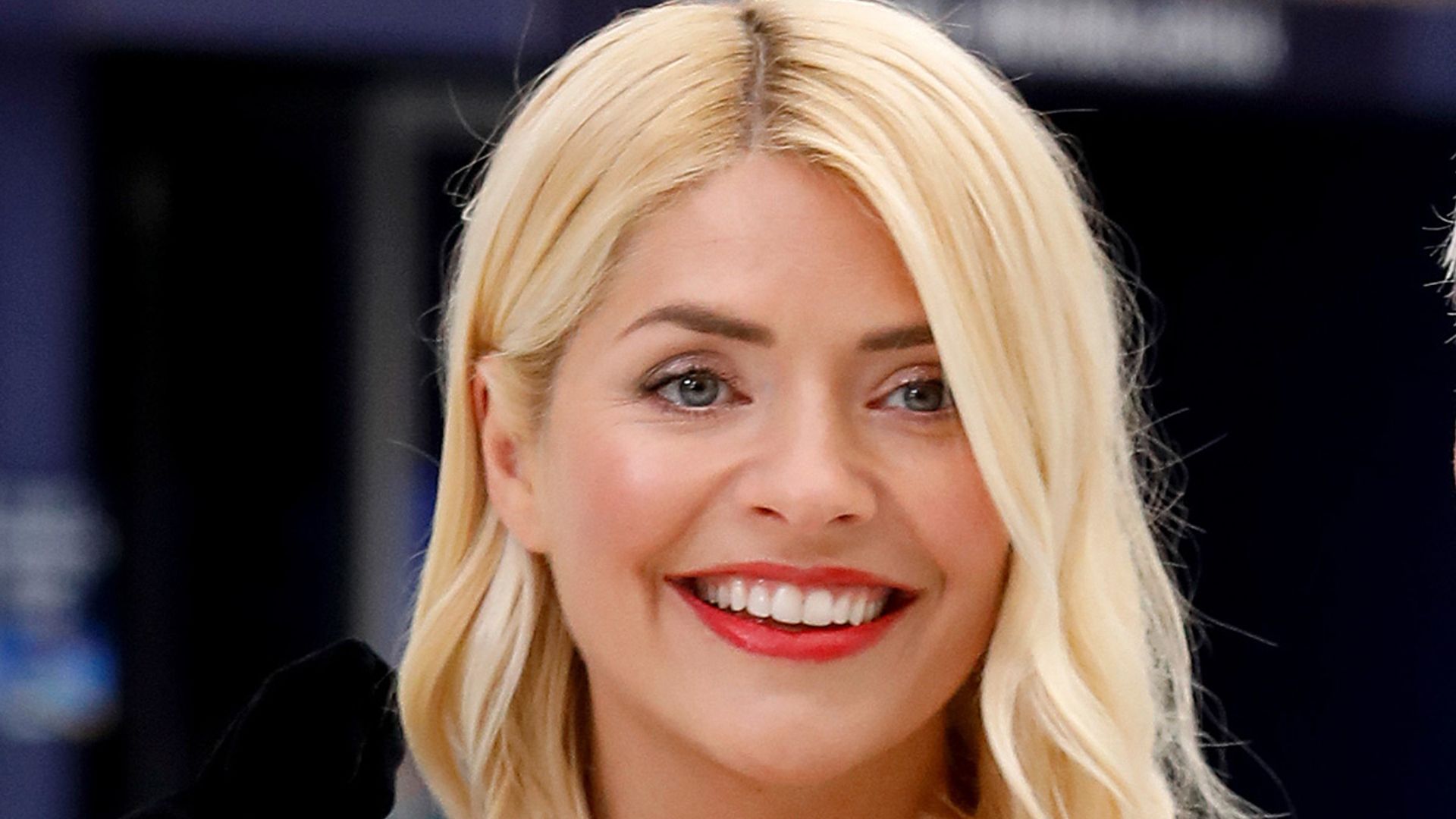 holly willoughby tartan skirt this morning