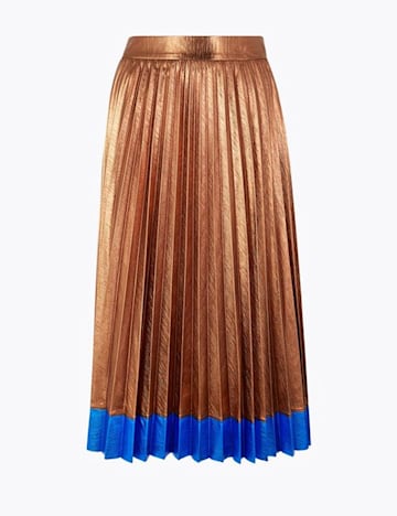 Kate Garraway wows in gold pleated party skirt by Marks and Spencer ...