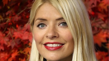 holly-willoughby-outfit