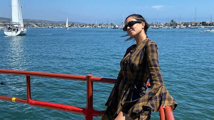 kourtney-kardashian-no-mask