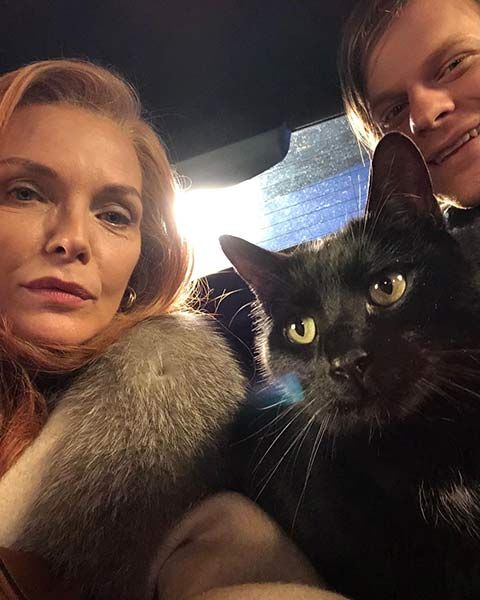 michelle pfeiffer black dress