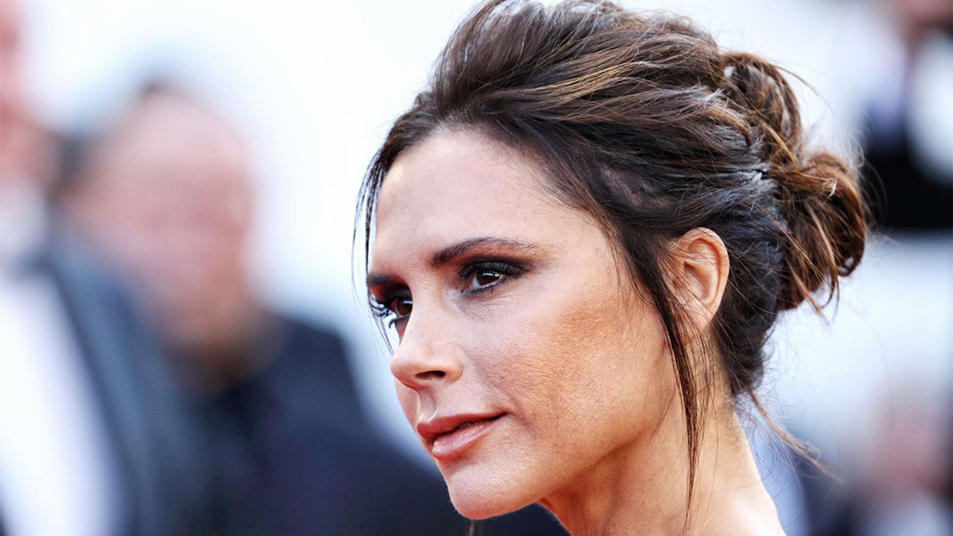 Love Victoria Beckham's new gingham dress? ASOS’s £20 dupe is unreal