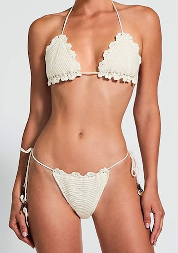 olivia-culpo-string-bikini