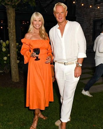 christie-brinkley-orange-dress