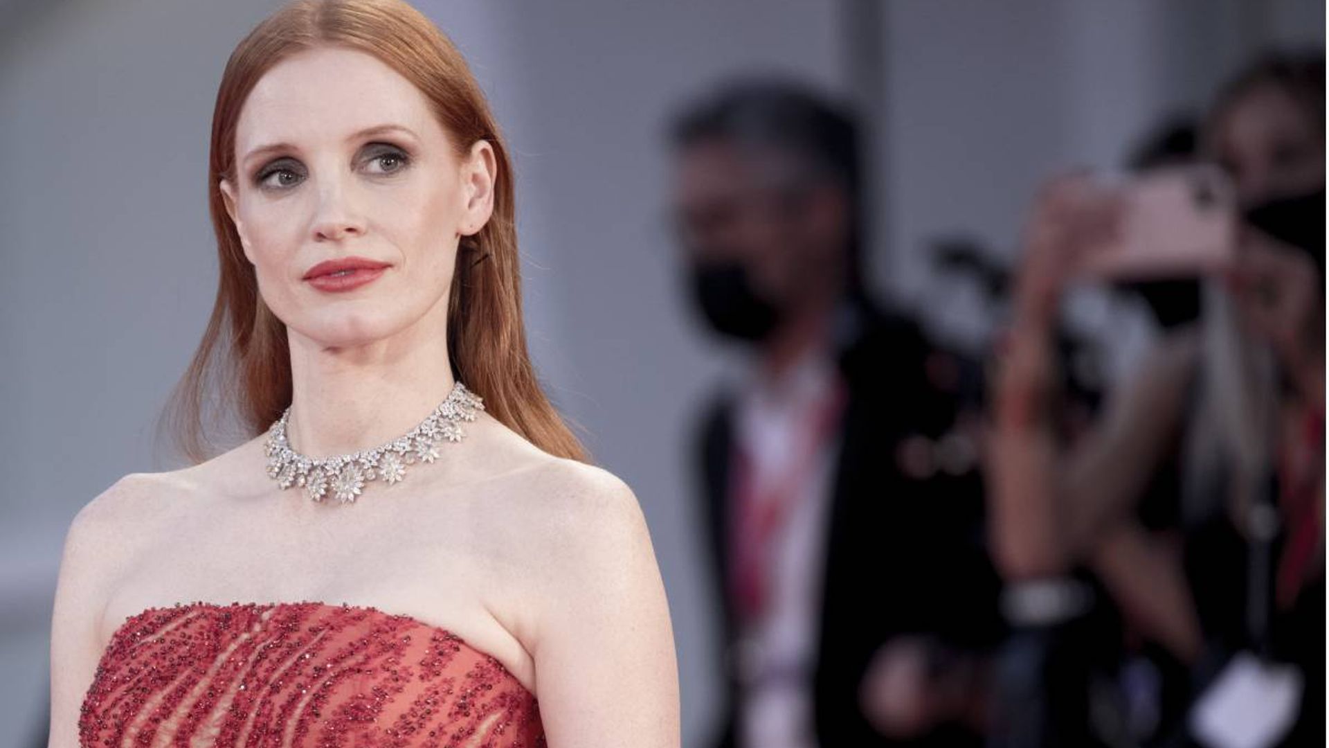 jessica chastain red dress