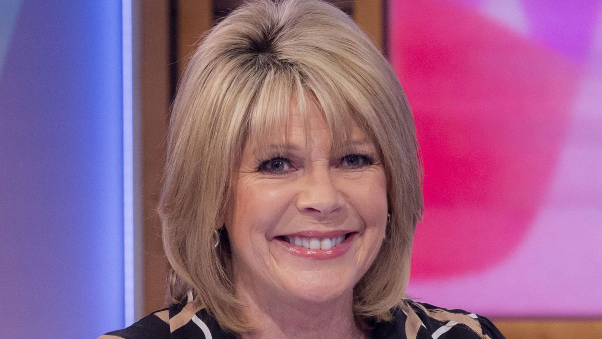 Ruth Langsford Rocks Curve Hugging Dress For Loose Women Return And Looks Amazing Hello 5070