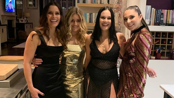 tilly-ramsay-sisters