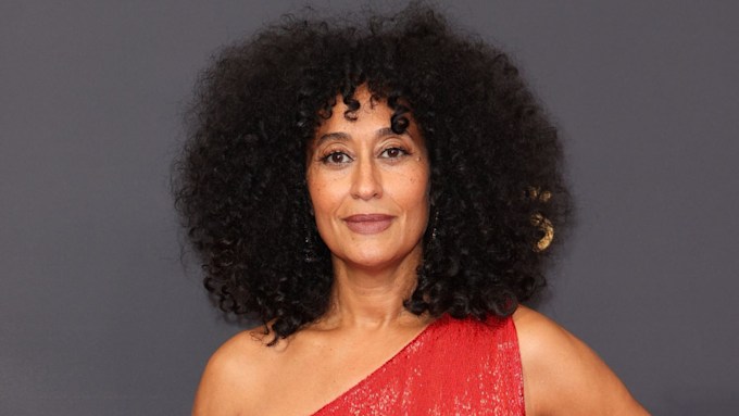 Tracee Ellis Ross displays her phenomenal figure in a tiny string ...