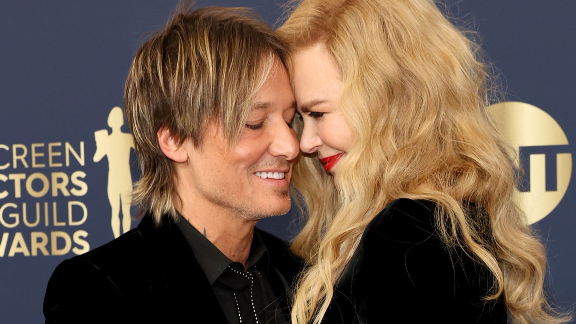 Nicole Kidman and Keith Urban's twinning velvet outfits have fans ...