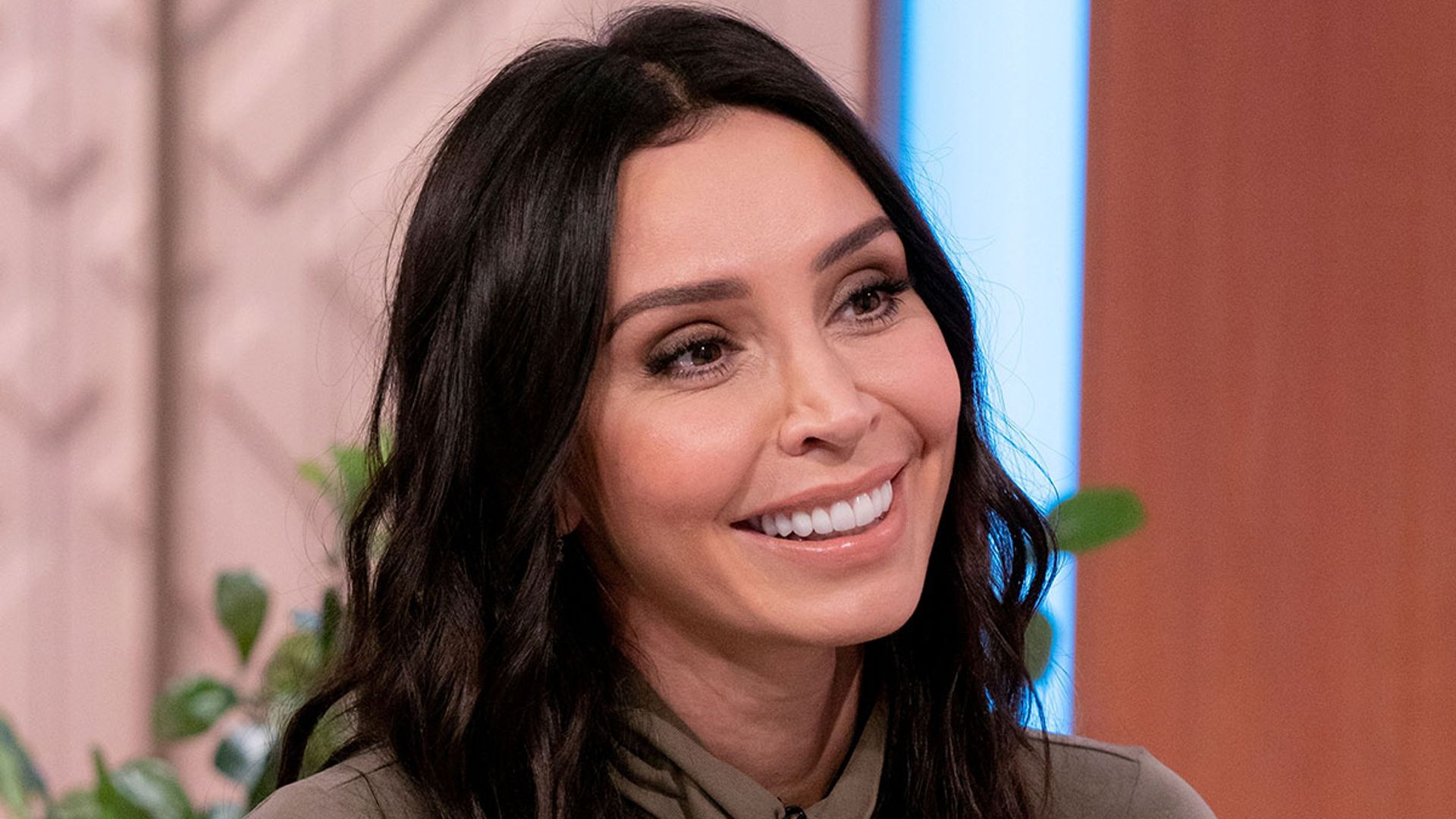 Christine Lampard's Zara outfit is the talk of Loose Women right now ...