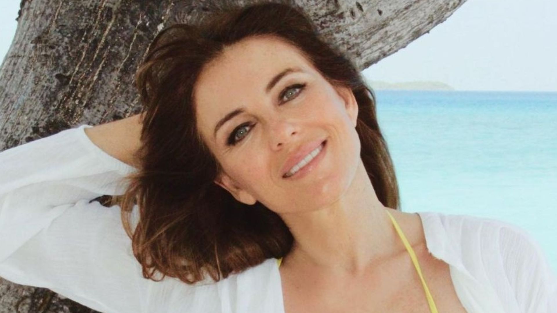 Elizabeth Hurley Evokes Summer Heat In Her Most Memorable Bikinis To Date See Here Hello 4890