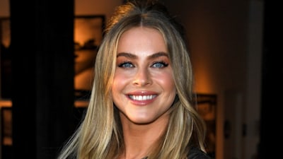 Julianne Hough soaks up the sun in stunning new white ensemble