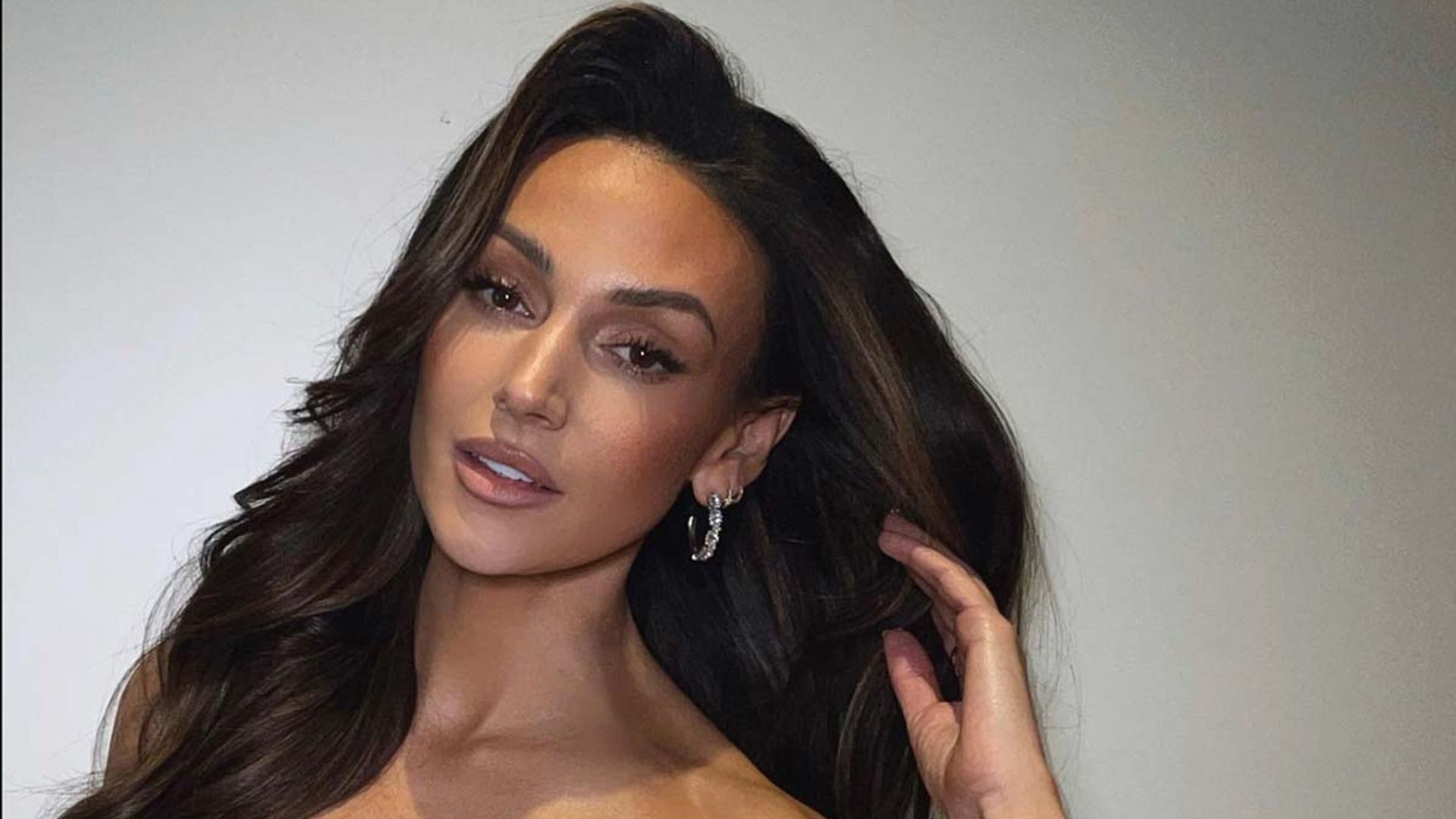 michelle keegan wedding guest dresses