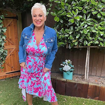 Loose Women's Denise Welch displays tiny waist in low-cut jumpsuit ...