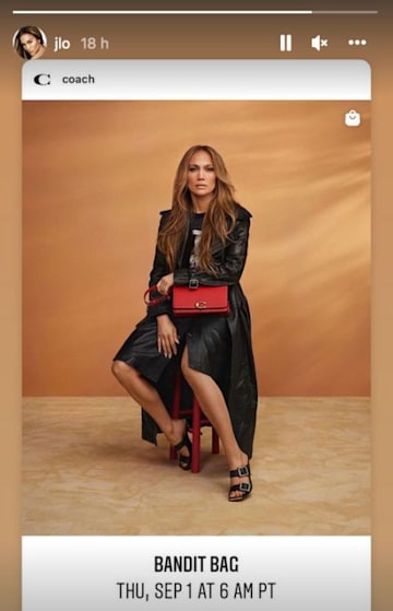 jlo-has-a-brand-new-bag-and-she-revealed-the-snacks-she-keeps-in-it