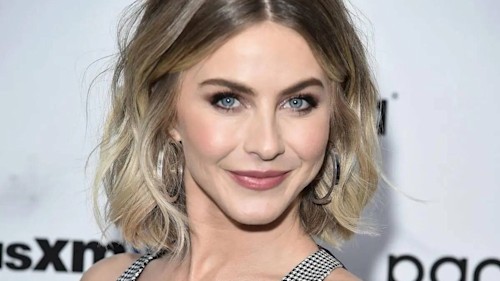 Julianne Hough gets fans talking with head-turning impersonation