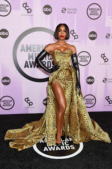 Kelly Rowland Shuts Fans Down In Fiercest Thigh Split Ballgown Hello