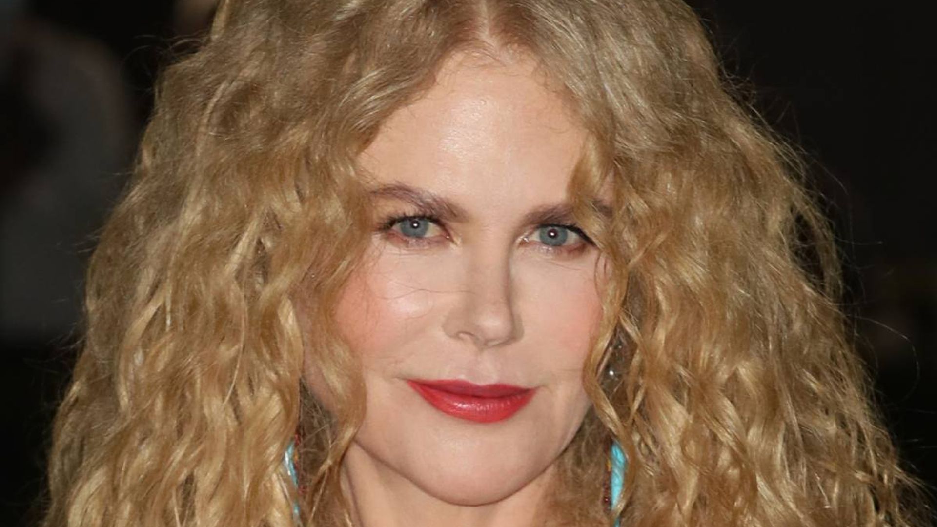 Nicole Kidman unveils bold transformation and embraces her natural hair
