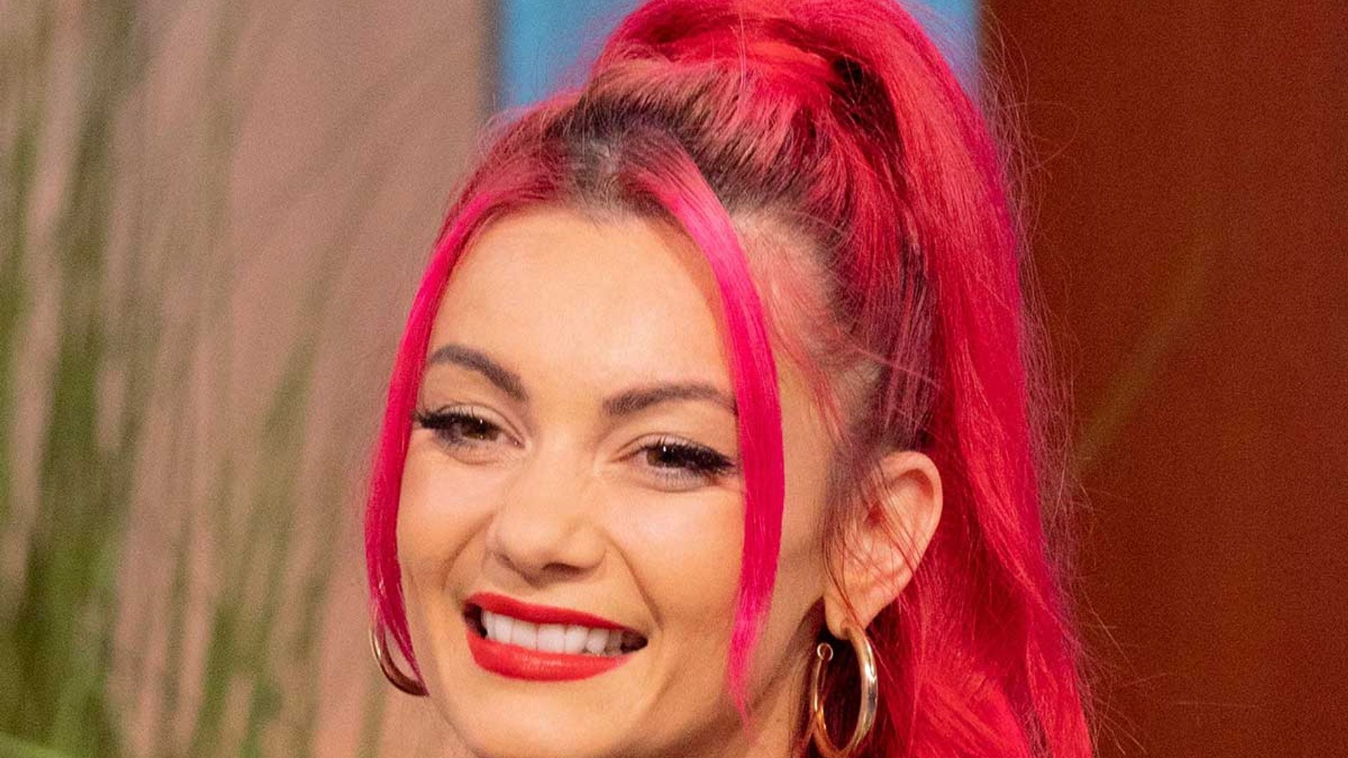 Strictly's Dianne Buswell Stuns In Vivid Bikini And Tropical Skirt ...