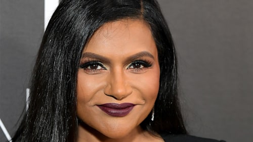 Mindy Kaling simply glows in jaw-dropping outfit that will set hearts racing