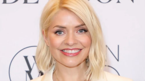 Holly Willoughby looks gorgeous in angelic all-white outfit