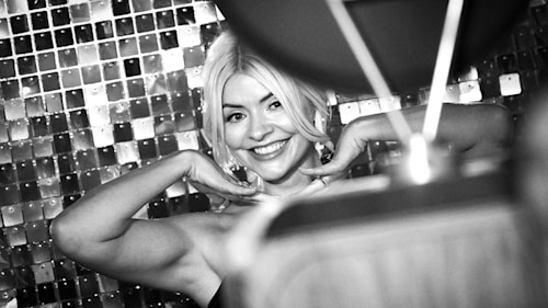 Holly Willoughby poses in sultry Marks & Spencer photoshoot and her colour pop shoes might surprise you