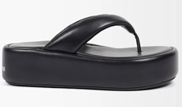 Balenciaga-flip-flops