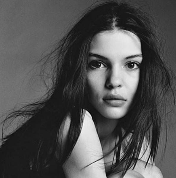 You have to see Kendall Jenner's model lookalike | HELLO!