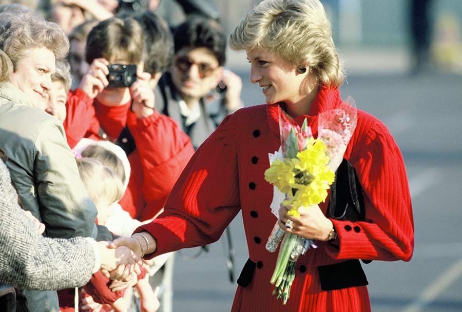 Why Princess Diana never wore gloves | HELLO!