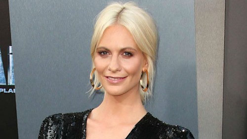 Poppy Delevingne signs with top modelling and entertainment agency