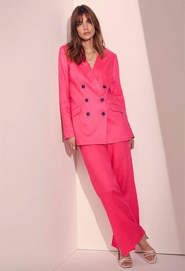 Hot-pink-linen-suit
