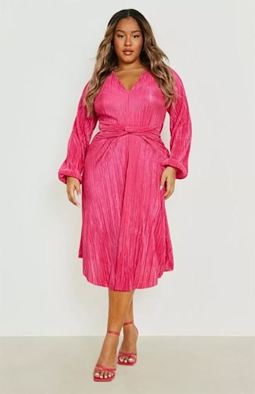 15 Best Plus Size Clothing Brands For Women From Asos Curve To River Island Plus Simplybe 9147