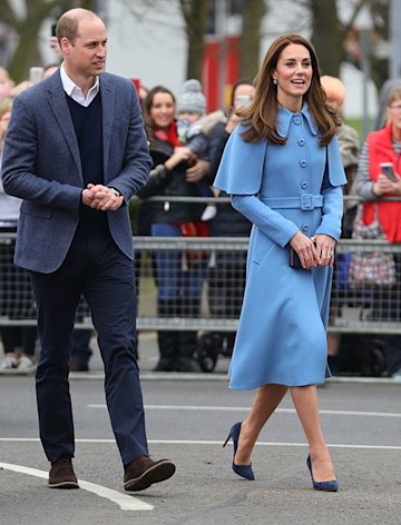 Kate Middleton stuns in military-style formal coat for Commonwealth ...