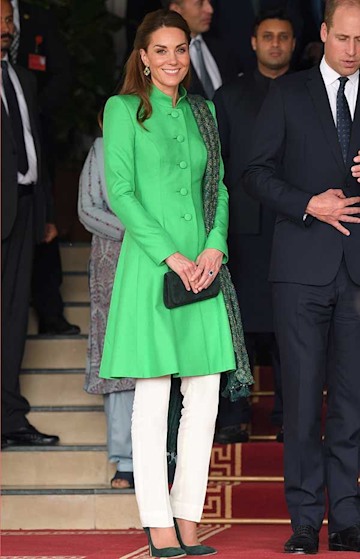 Kate Middleton thanks fashion designer with sweet note - read here | HELLO!