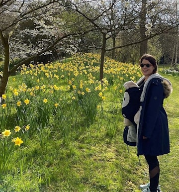 princess-eugenie-carrying-august