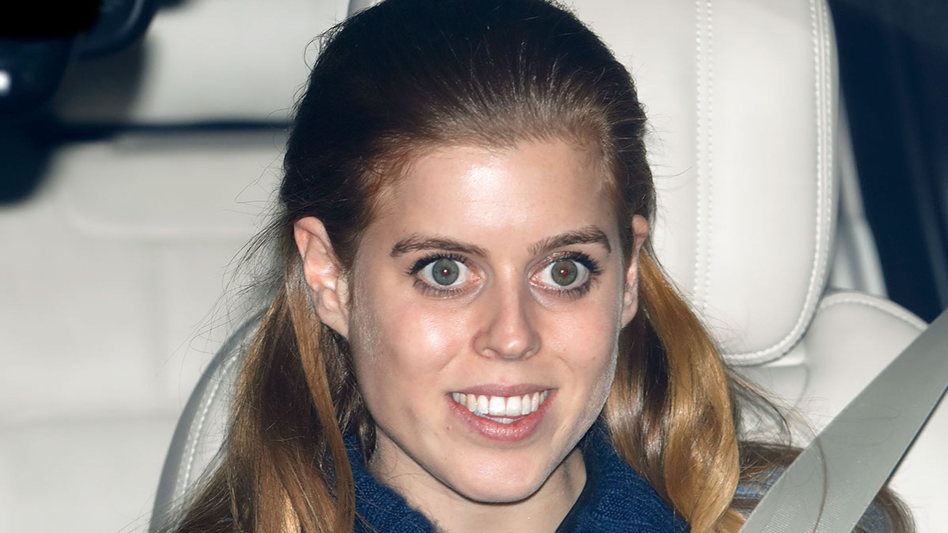 Pregnant Princess Beatrice looks radiant in new Kensington Palace ...