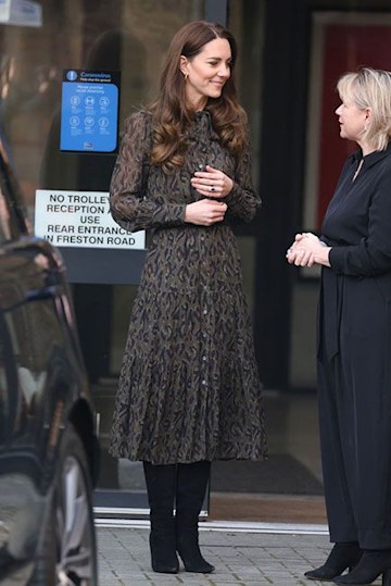 Royal Style Watch: Kate Middleton, Sophie Wessex, Queen Letizia & more ...