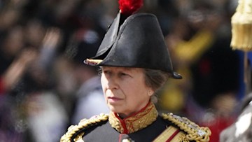 princess-anne-military-uniform-trooping-colour-jubilee