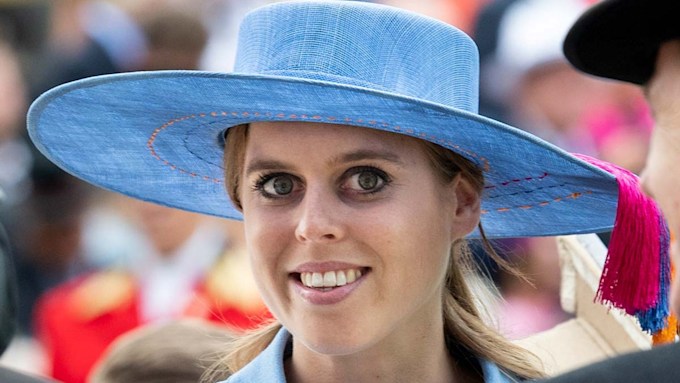 Princess Beatrice looks so chic for secret engagement - and what a ...
