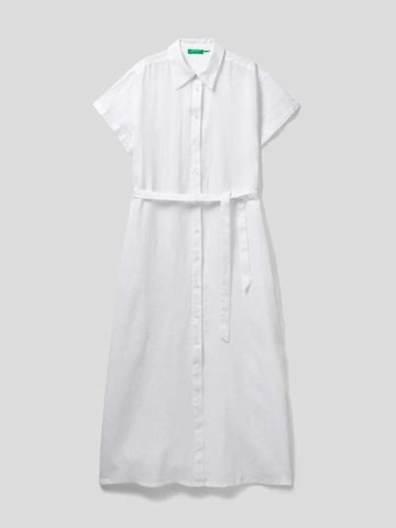 white-linen-dress-benneton