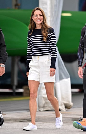 Kate Middleton wows crowds in tailored shorts ahead of sailing ...