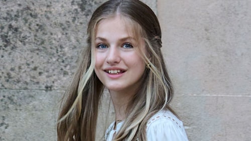 Queen Letizia's daughter Princess Leonor rocks white mini dress in family photos
