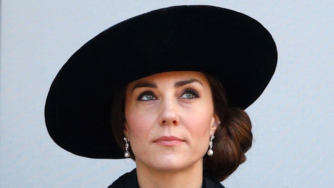 Kate Middleton wears Catherine Walker as she meets First Lady of ...