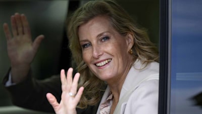 Countess Sophie turns heads in seriously elegant recycled coat