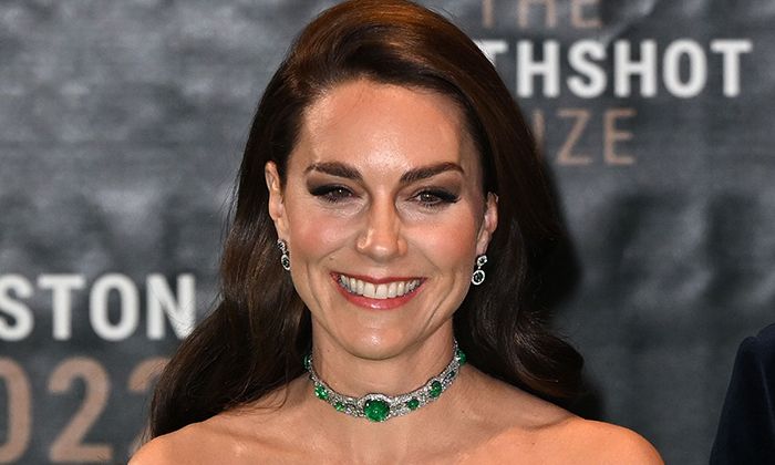 Princess Kate spellbinds in rented gown for Earthshot Prize awards