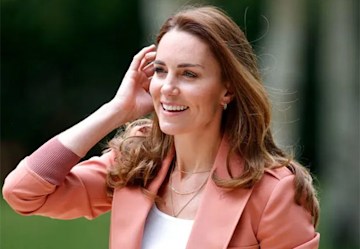 princess kate in a beaded necklace